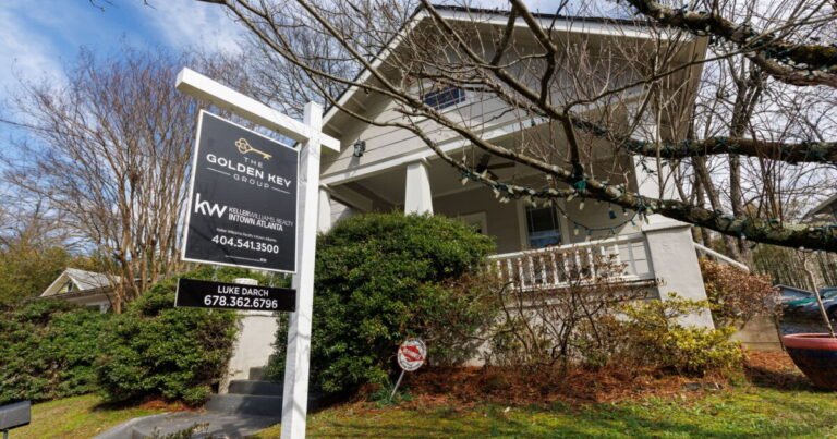 Price cuts hit 1 in 5 listings: Pitch buydowns to buyers
