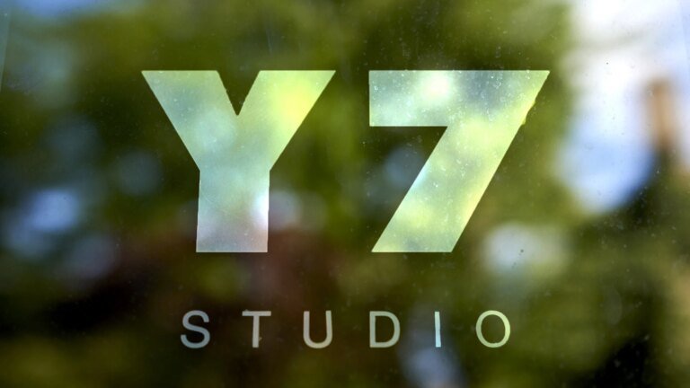 Y7 Was Once One of America’s Fastest-Growing Companies. It Just Shuttered All 8 Yoga Studios With Little Warning