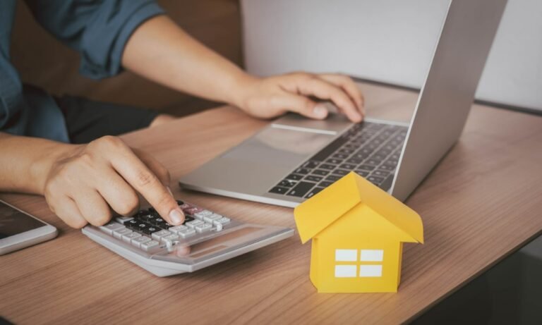 Commercial mortgage delinquencies climb in Q3, led by CMBS loans