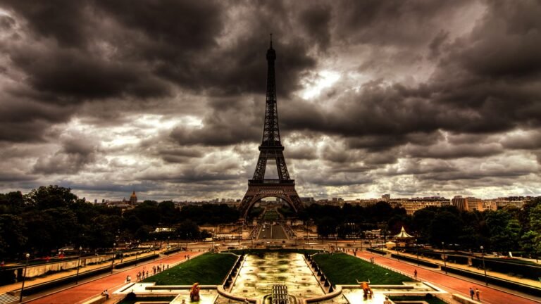 UBS CEO says France debt crisis needs ‘hard measures’