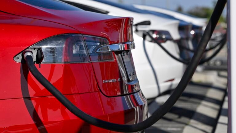 China, Europe agree to cut Chinese hybrid vehicle exports by over half