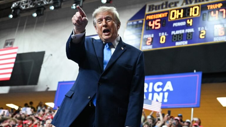Trump reiterates pledge to send $5,000 checks as elections loom