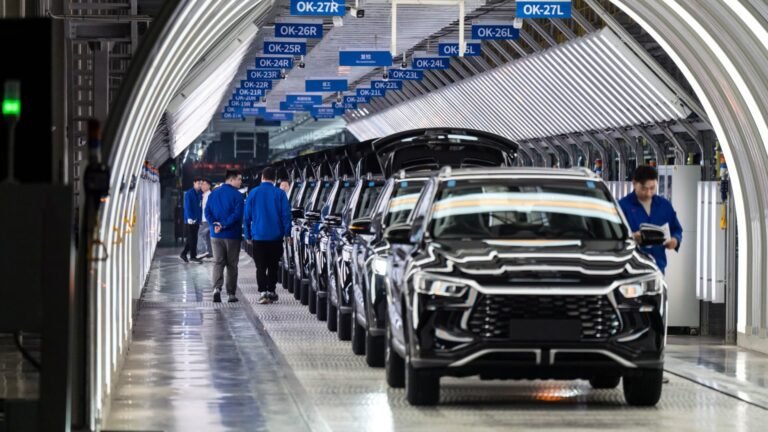 Autos: Britain welcomed Chinese EVs. Now it faces a difficult choice