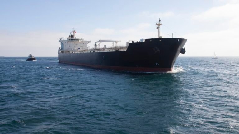 Oil prices fall as traders monitor conflict in the Middle East