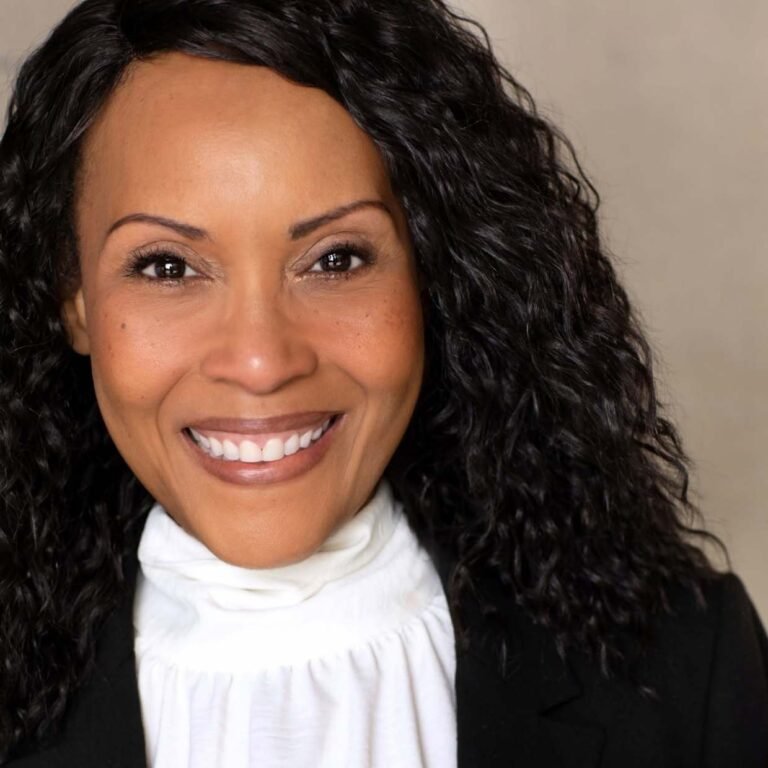 ‘Black Lightning’ And ‘Lace’ Star Yolanda T. Ross Signs With New Manager — Matt Chassin