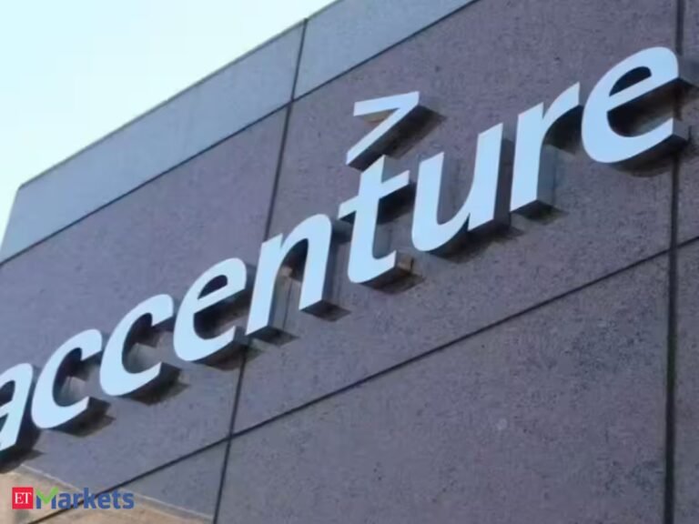 Blockbuster Accenture show holds out hope for battered Indian IT