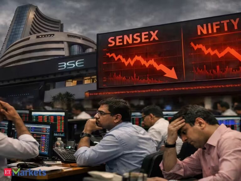Rising oil, weak rupee and rate fears hammer Dalal Street; VIX jumps 10%