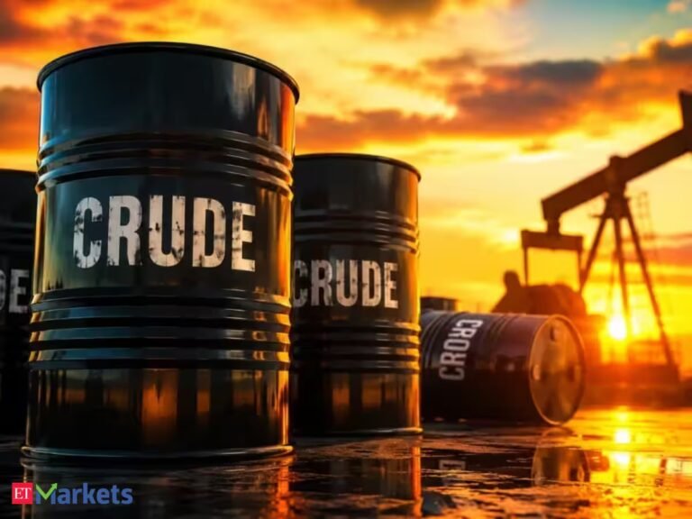 Oil Price Today (October 9): Crude oil dips 1% to $103 as Trump rules out Iran attack before midterm elections. What are analysts saying?