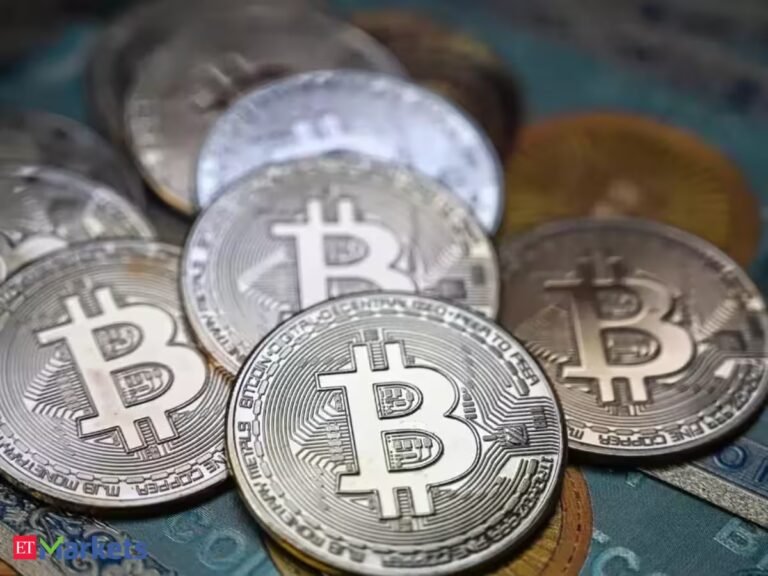 Bitcoin reclaims $82,500 as improved ETF flows lift market sentiment. Here is what experts say