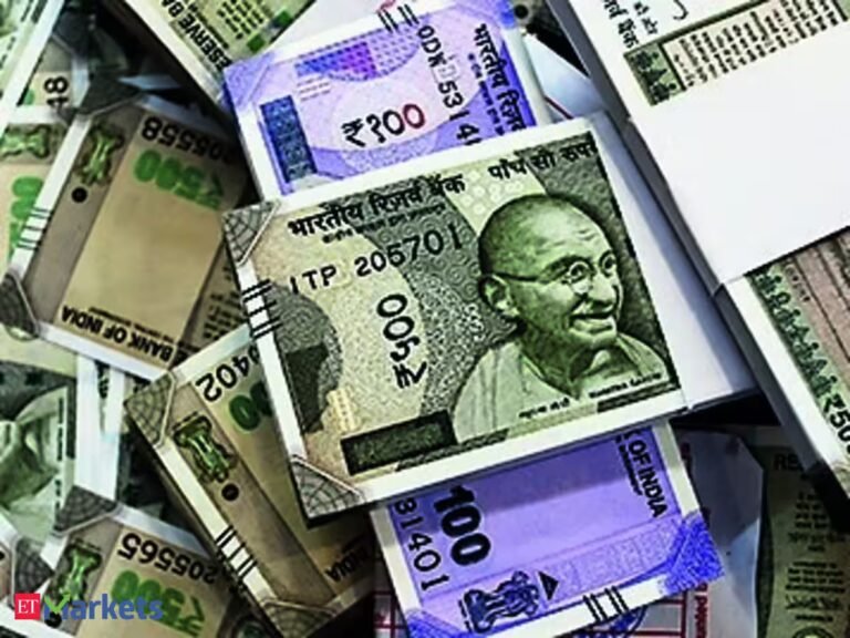 Rupee rises for fourth straight day, closes at 95.15