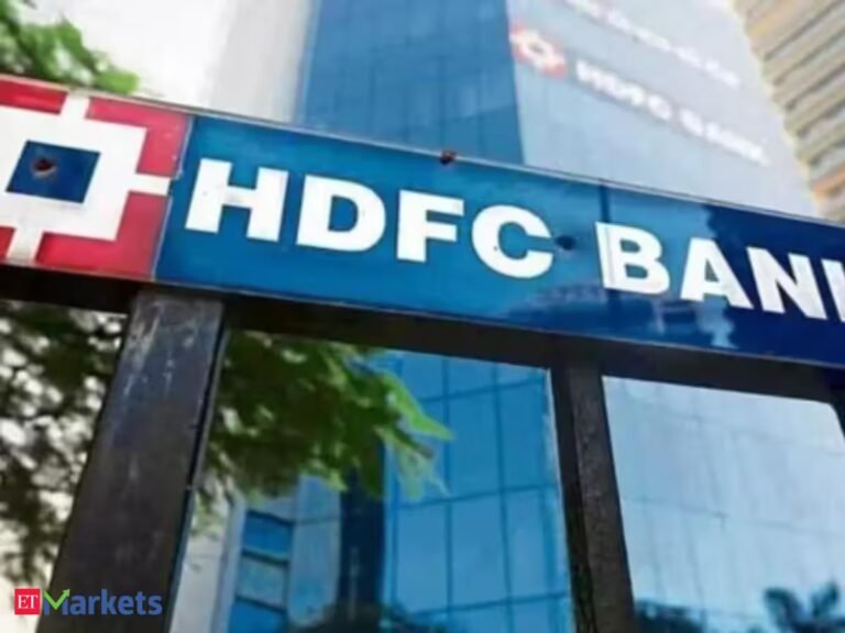 HDFC Bank PAT ticks up 5% amid pressure