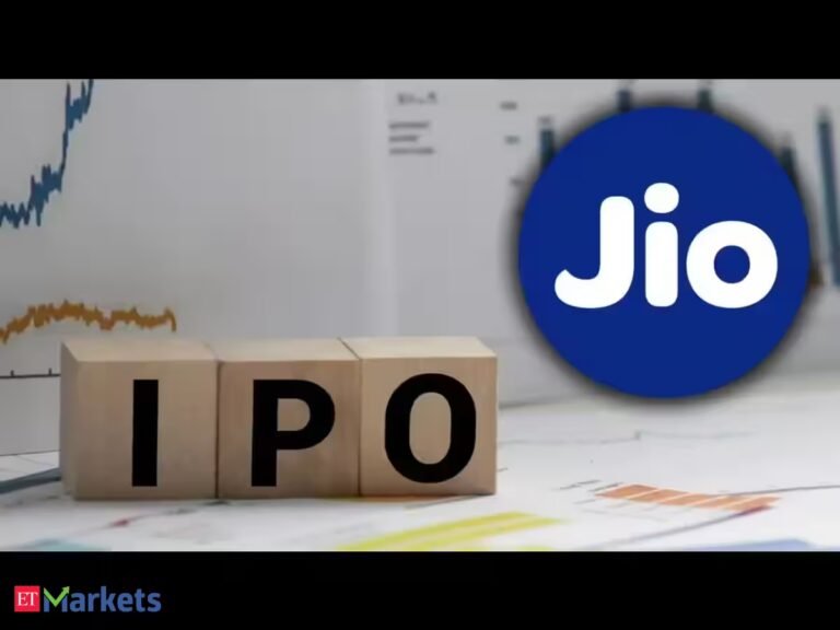 Jio Platforms’ IPO-linked inflows boost rupee; elevated oil prices spur caution