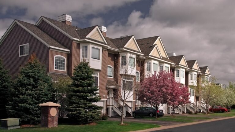 Home Prices Are Falling—but Rising Insurance Is Eating Into the Savings