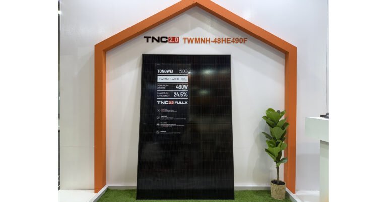 Tongweis TNC 2.0 FULLX G12R-48: Ein neues Solarmodul für Wohnhäuser, das entwickelt wurde, um mehr aus jedem Dach herauszuholen