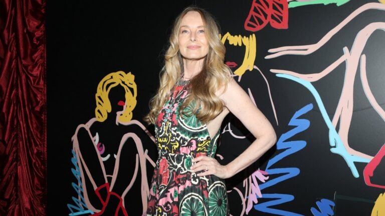 Chynna Phillips Jokes She Was Upstaged by Neighbor’s Halloween Decorations