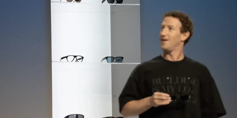 Netherlands Considers Meta Glasses Ban As Retailers Pause Sales