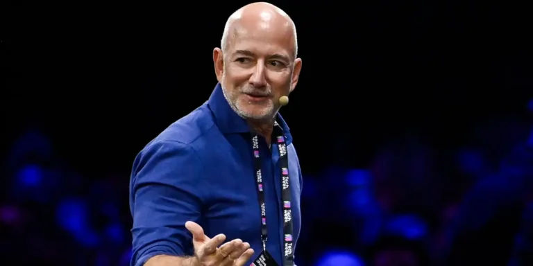 Why Bezos, Dimon, Gates Say AI Could Bring a 3-Day Work Week