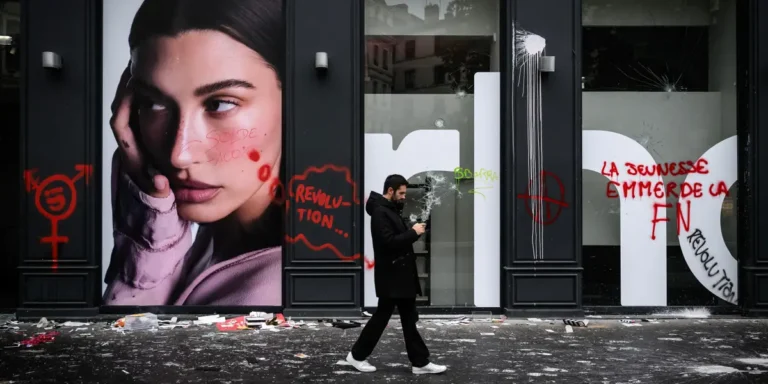 French Business Leaders Call for Order After Widespread Looting