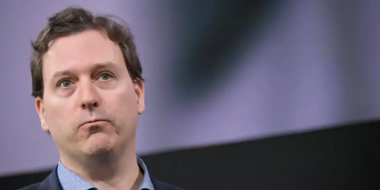 John Carreyrou: Elizabeth Holmes Doc Doesn’t Make Fraud a Mystery