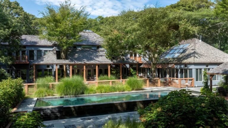 Former HarperCollins CEO Lists $5 Million Hamptons Retreat