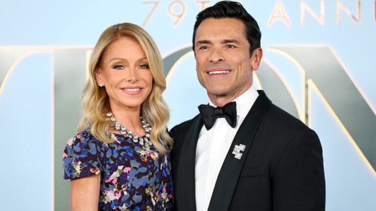 Kelly Ripa and Mark Consuelos Bring Home a New Family Member