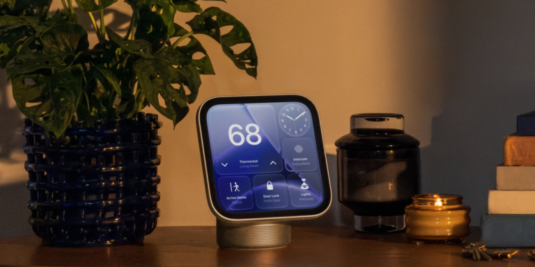 Apple’s new home devices are a bet on its upgraded Siri