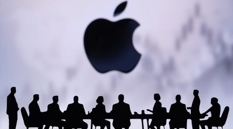 Brokers With Payment Cards Could Get Their Own iPhone Wallets Under UK Plan