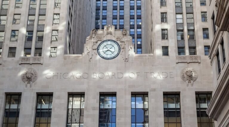 SEC Clears Cboe KPI Options, with Robinhood Set for Retail Launch