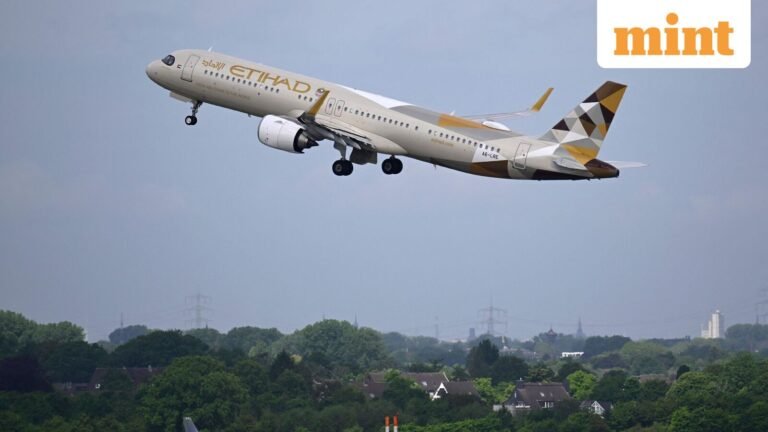 Can you be downgraded from business class despite paying full fare? Here’s what Etihad offered customer after complaint