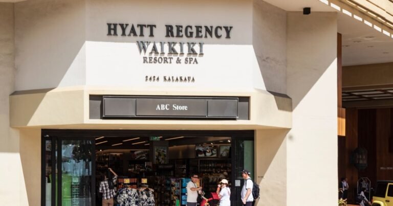 CMBS Loan Backed by Hyatt Regency Waikiki Beach Resort Sent to Special Servicing – Commercial Observer