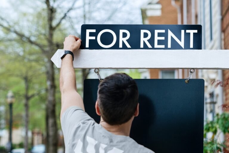 Canadian asking rents fall 4.2%, extending declines to two years