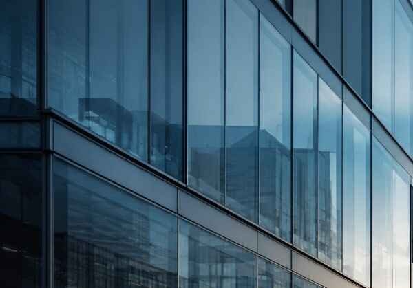 UK CRE capital values decline as yields move outwards
