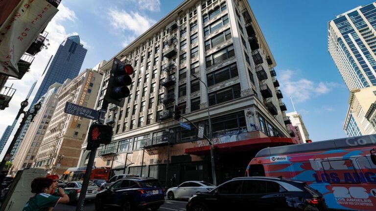 Los Angeles Rent Prices Drop to Multiyear Lows in 2026