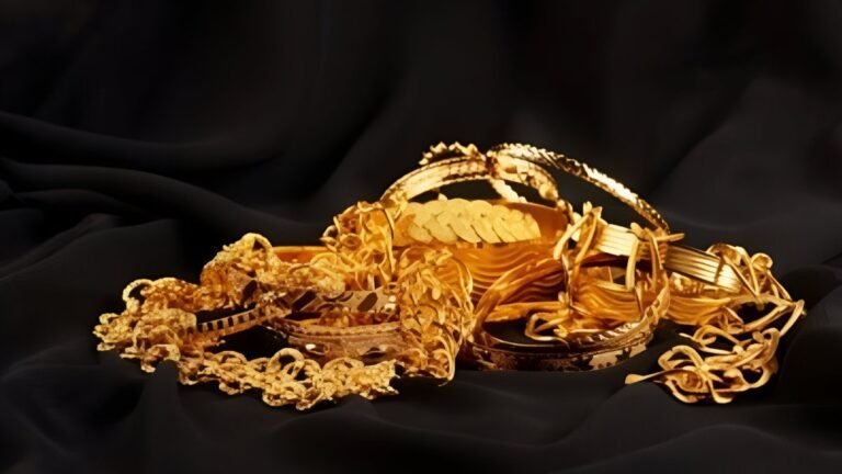 Gold Rate in India Today, October 1: Gold Prices Fall Again; Check 24K, 22K, 18K Gold & Silver Rates