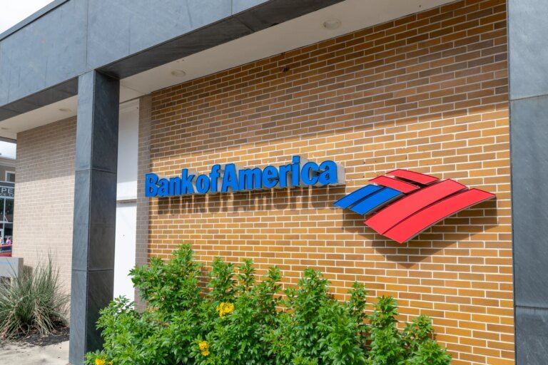 Bank of America Stock: $1.2 Billion Fine Changes My Rating But Upside Remains (NYSE:BAC)
