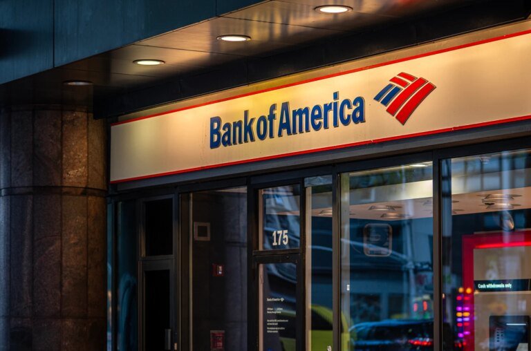 Bank of America: A Mix Of Common And Preferred Stock Makes Sense Now (NYSE:BAC)