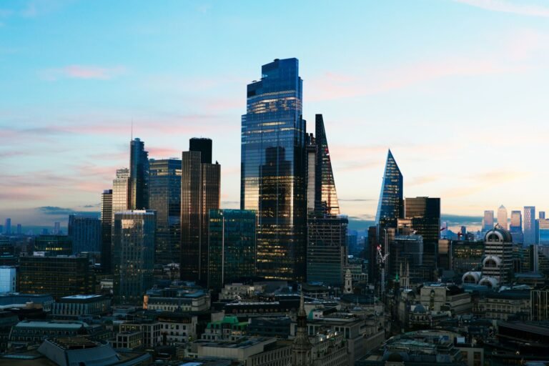 UK dividends reach £28 billion in Q3