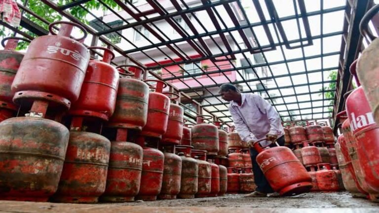LPG Gas Cylinder Prices Hiked From October 1, 2026: 19 Kg Commercial LPG Prices Up Rs 62-71.50, Domestic LPG Unchanged; City-Wise LPG Rates