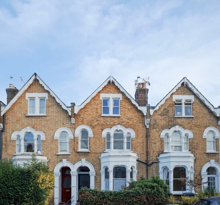 Lloyds: House price affordability hits 11-year high