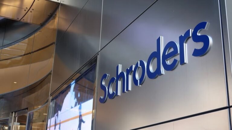 Schroders to expand Hong Kong headcount and investment – report