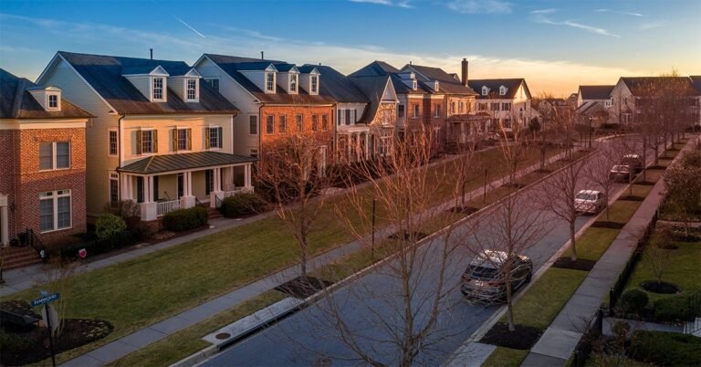 Real estate investors pull back from home purchases in Q2