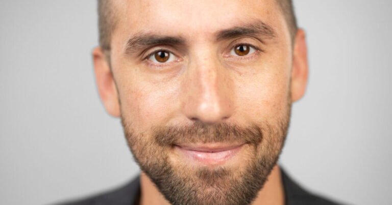 Rocket ramps up push for broker business with new program