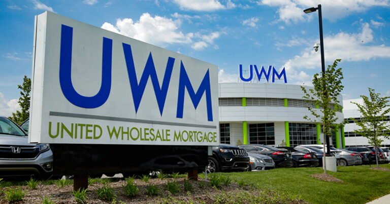 Two Harbors wants UWM to return its $25 million termination fee