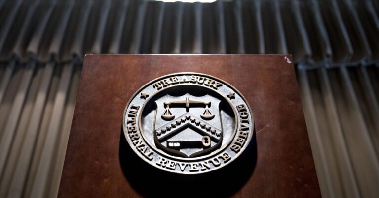 IRS sued for leaking special agent’s tax info to prosecutors