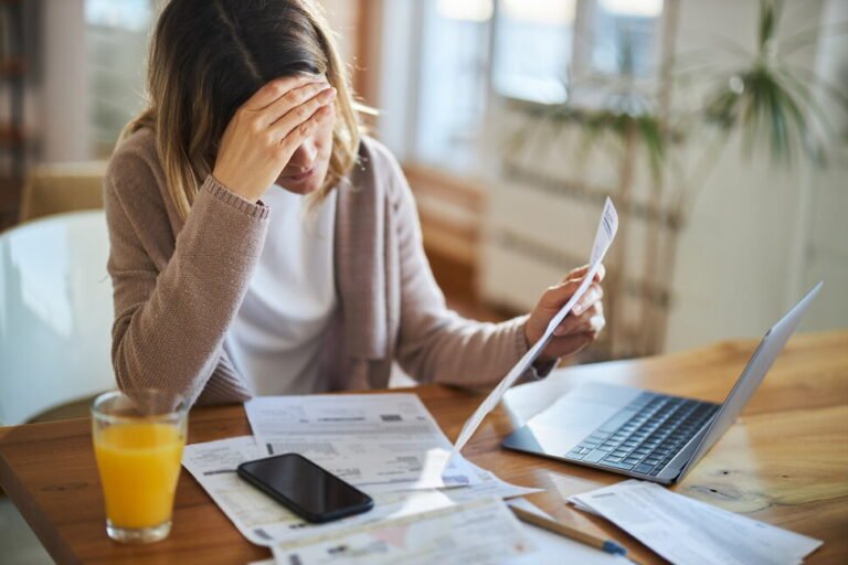 6 Signs of a Personal Loan Scam – and How to Avoid Them | Personal Loans