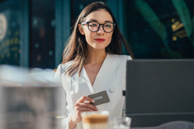 Is It Worth Switching to the Chase Sapphire Reserve for Business Credit Card? Breaking Down the Pros and Cons | Credit Cards